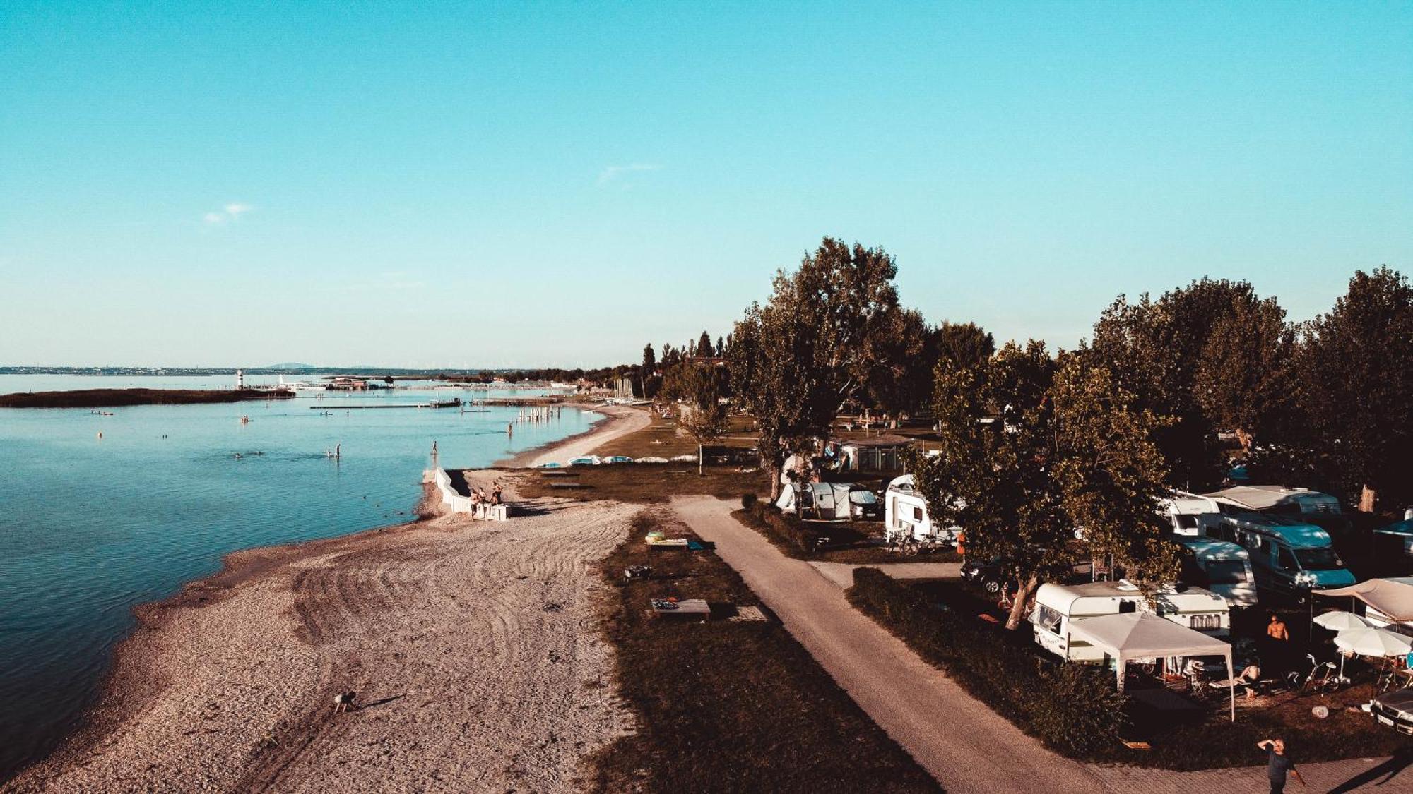 Mobile Homes Direkt Am Strand Des Neusiedler Sees Podersdorf am See Exteriér fotografie